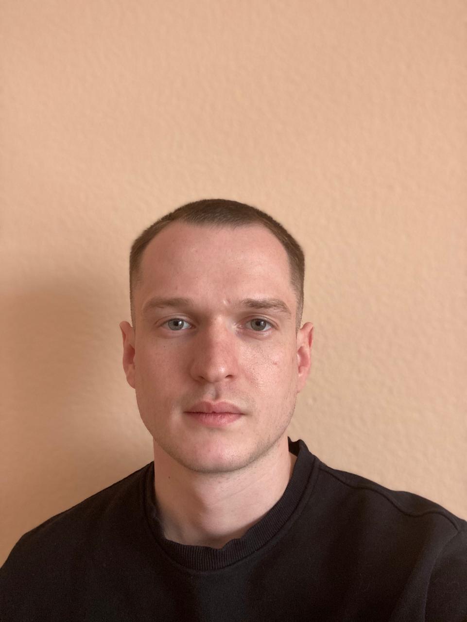 Менеджер оптовых продаж Мещеряков Владислав Сергеевич