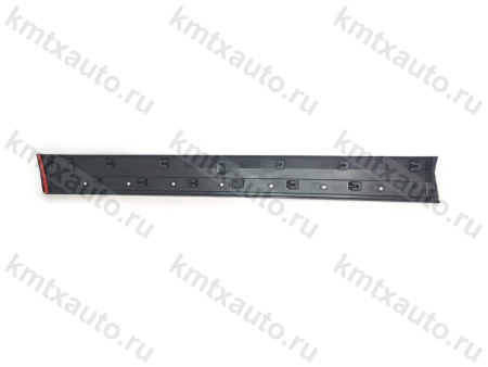 Молдинг передней правый двери Geely Atlas Pro