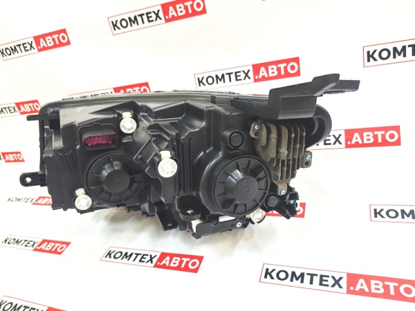 Фара передняя правая галоген Geely Emgrand III 21-